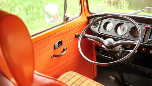 Bus Parijs – Volkswagen T2b, 1974