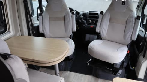 01 Buscamper LMC – 4p LMC bus from 2025