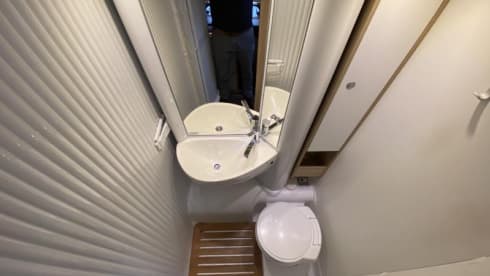 As new Sunlight T 60 semi-integrated from 2019