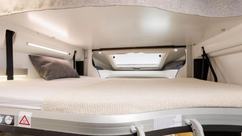 Mileo 263 – 5p Benimar semi-integrated uit 2024