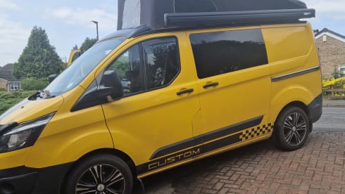 Bee van – 4 berth Ford campervan from 2015