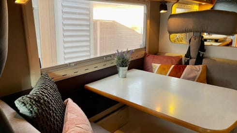 Billie – full freedom family camper, Fiat alcove from 2002