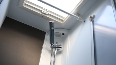 5p Adria Mobil semi-integrated from 2018