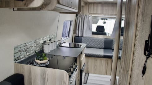 The Spirit of Scotland – Explore Scotland in our 2/3 Bed Mercedes, Toilet & Shower Free Insurance