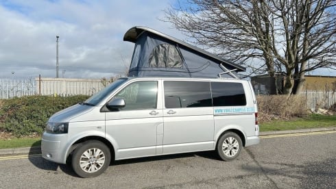 Skye1, 4 berth campervan with pop top roof