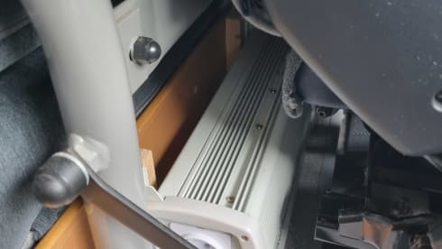 4p Dethleffs semi-integrated from 2004