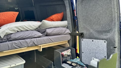 Doris – 2 berth High Top Ford campervan 2015