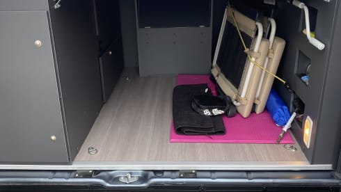 Adria twin Supreme fiat ducato automaat – Beautiful camper van for rent