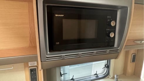 Teddy Trekker – Bessacarr 4-Berth Motorhome – Fully Equipped, Adventure Ready