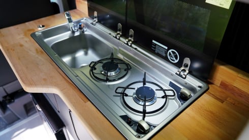 Miles – Miles, der luxuriöse Volkswagen Pop-Top-Wohnmobil mit 4 Schlafplätzen