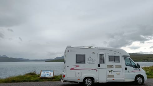 Rover  – 4 berth Fiat campervan PET FRIENDLY