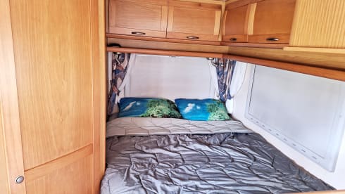 Crystall – Beautiful, neat 2-person camper