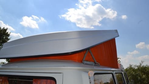Retro VW T2B Camper droombus - technically top!