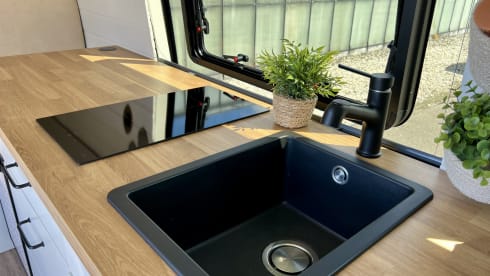 The Johnnie – Off-grid Mercedes Sprinter self-build camper
