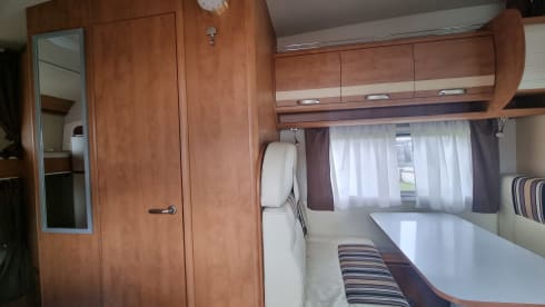 Noleggio per un momento speciale - Camper 6 posti