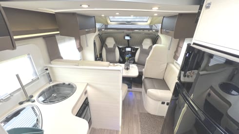 Luxury Chausson with air conditioning and air suspension emission 6