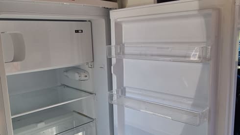 Piebe – Peugeot Bus camper, complete house on wheels
