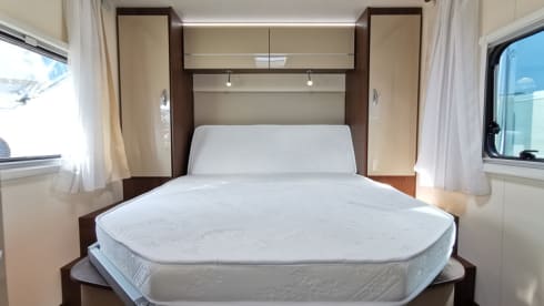 Amora – Amora, XGO/Rimor, central Queen bed + pull-down bed, 5P