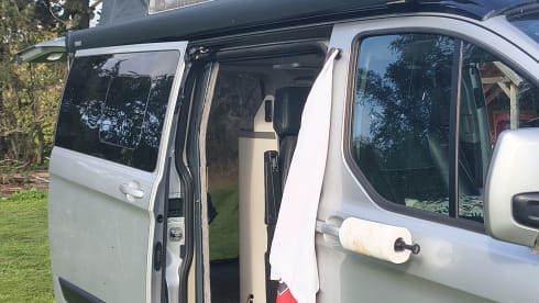 The Nugg – Ford Nugget Plus Trail 2023 - Full option camper van with lifting roof