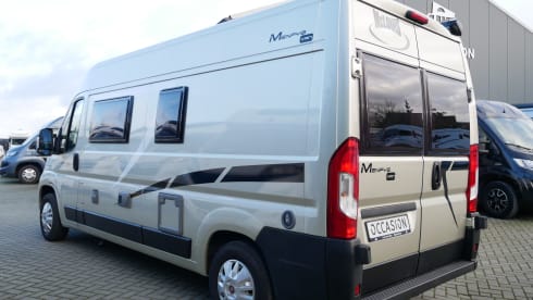 McLouis2, Bunk bed, 4 sleeping- 4 seats.