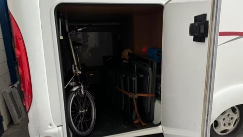 Camper Rapido 2006 – Rapido automaat 4 persoons