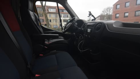 DigiDuck – DigiDuck: 3p Renault, all-in digital camping