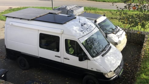 Campino – Camper with e-motorcycle + Stand up Paddle -30% discount possible