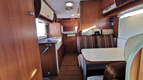 Christian  – Camper MC LUISE 2.2 130 HP 6 seats