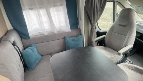 EnJoa Life – Autobus Pilote a 4 posti letto dal 2023