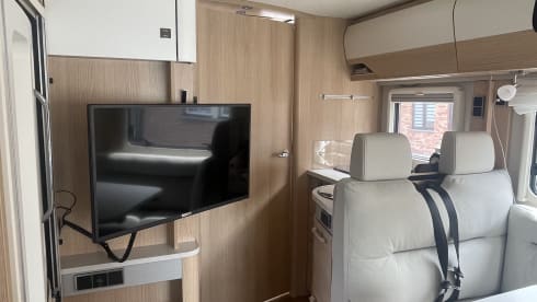 Go on an adventure with this luxurious 2022 Mercedes-Benz motorhome!