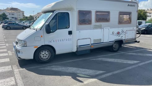 Camperverhuurvalencia.com – Nice camper for rent in Valencia
