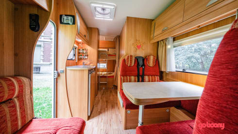  Chausson Flash 03 – Comfortable family camper with bunk beds