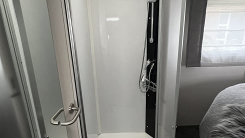 4p Dethleffs semi-integrated uit 2022