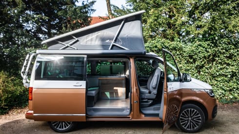 Dutch Nomad Van  – NEW! Complete & luxuriously equipped VW California Ocean 6.1.