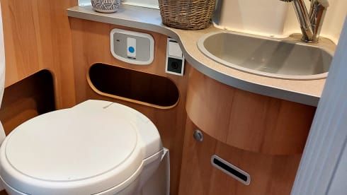 Camp Adventure  – 2p Hymer bus from 2013