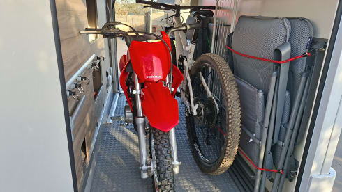 5p Roller Team semi-integrated uit 2025