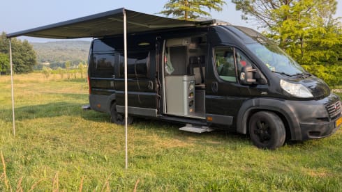 2p Adria Mobil bus from 2013