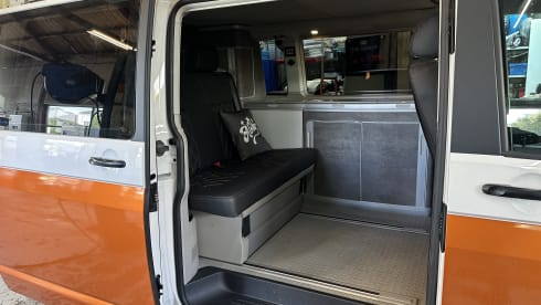 Camper Bronze – p Volkswagen bus from 2018