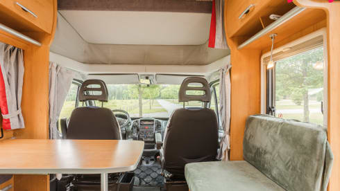 Alcôve Hymer 4 personnes de 2006