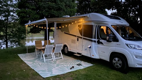 4P Luxury Carado Camper fully equipped