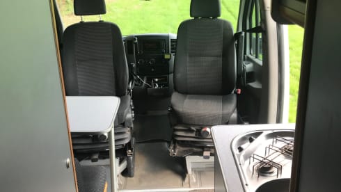 MB Sprinter 318 CDI (184hp) Full Option Bus Camper !! 210cm Stand Height !!