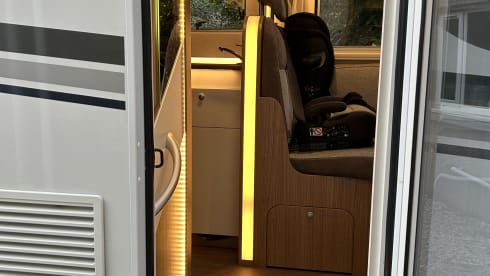 Autumn tours: Cosy A class comfort, free WiFi. 