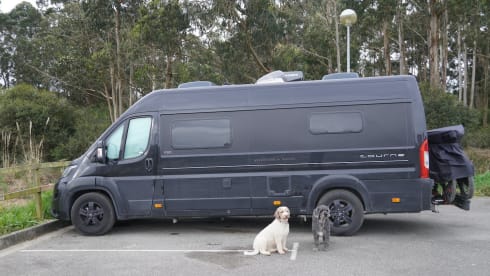 Tourne 6.4 – New Bus Camper for Rent Peugeot Boxer