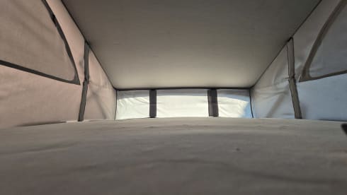 Beautiful 4p Volkswagen T5 California from 2012