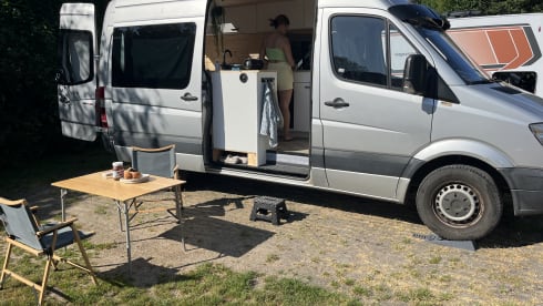 VanNoes – Spacious and hiply decorated Mercedes Sprinter