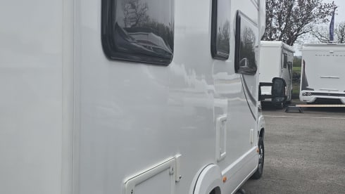 Samsonovan  – 6 berth Autotrail alcove from 2019