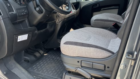 5p Knaus semi-integrated from 2019