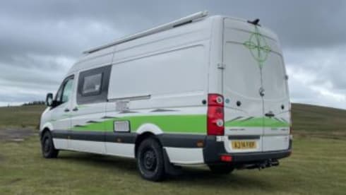 Vida the Van – Vida the Van – Adventure ready, off grid, VW Crafter LWB family campervan