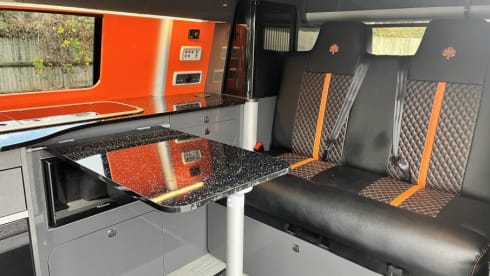 Crawley Cruiser – 4 berth Volkswagen campervan from 2018