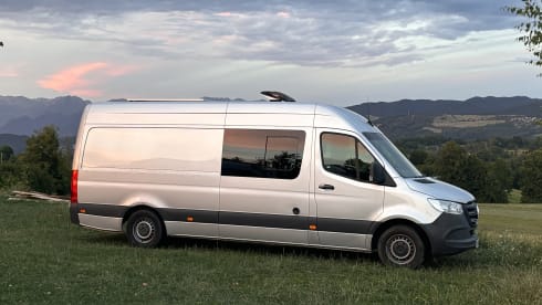 Claudia Sprintervan – 2-persoons Mercedes-Benz bus uit 2019